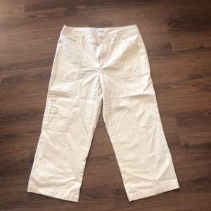 St. John’s bay stretch capris ivory